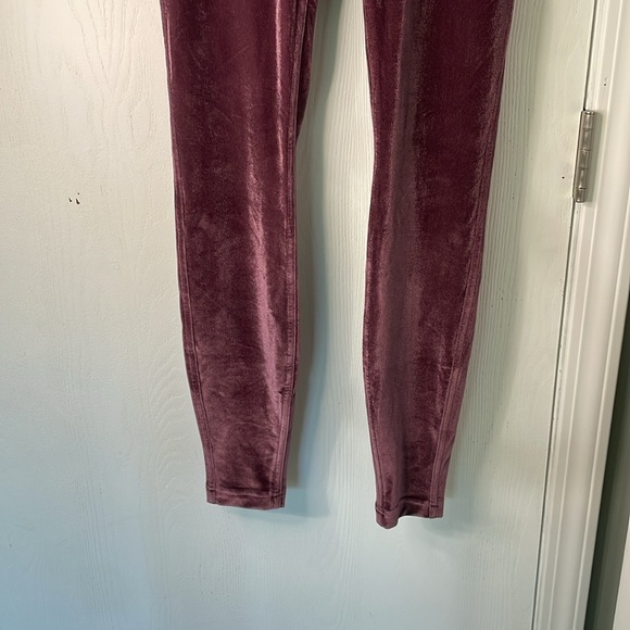 NWT Lululemon Wunder Lounge HR Tight 28’’ Special Edition Garn Size 6 - Picture 7 of 12